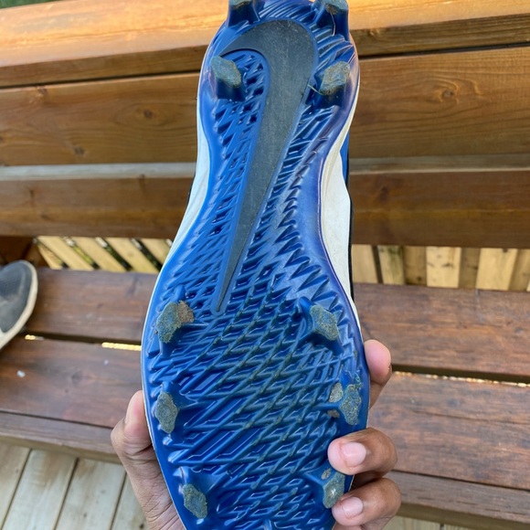 nike molded baseball cleats - Picture 5 of 5